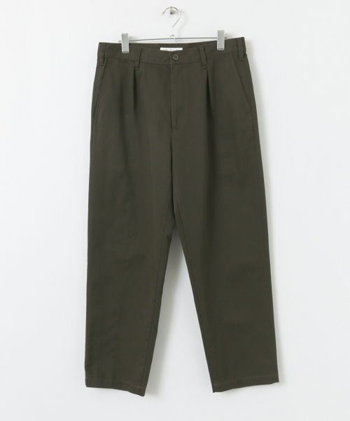 URBAN RESEARCH(アーバンリサーチ)の「UR T/Cツイル ワンタックワイドパンツ(その他パンツ・メンズ・ベージュ/カーキ/ブラック・LARGE/MEDIUM)」の18枚目の写真