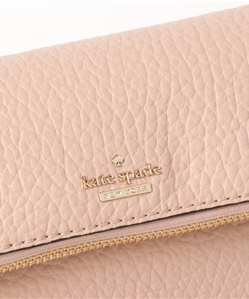 kate spade new york（ケイトスペード ニューヨーク）の「カーターストリート べリン（ショルダーバッグ・レディース・ベージュ系その他・ONESIZE）」の4枚目の写真