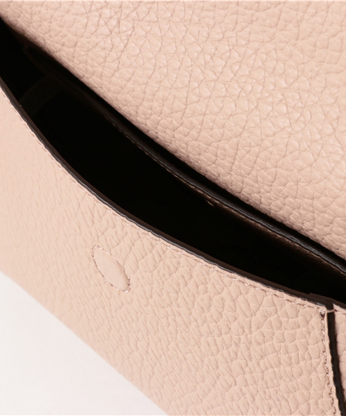 kate spade new york（ケイトスペード ニューヨーク）の「カーターストリート べリン（ショルダーバッグ・レディース・ベージュ系その他・ONESIZE）」の8枚目の写真