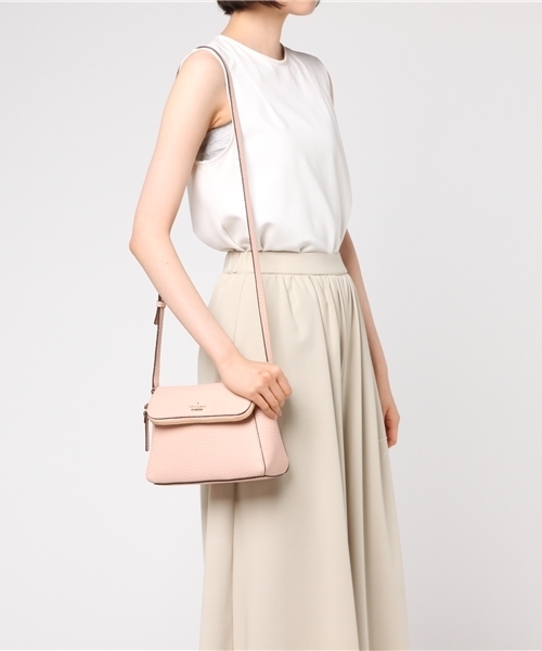 kate spade new york（ケイトスペード ニューヨーク）の「カーターストリート べリン（ショルダーバッグ・レディース・ベージュ系その他・ONESIZE）」の9枚目の写真