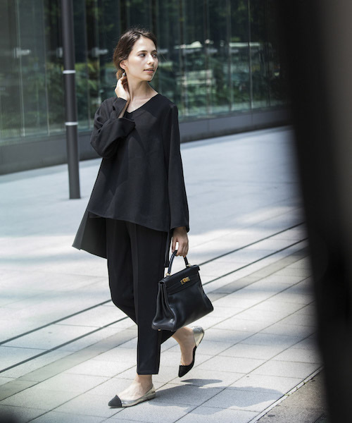 Emma Taylor（エマテイラー）の「マニッシュセットアップ（セットアップ・レディース・ブラック/グレイッシュベージュ・36/38）」の14枚目の写真