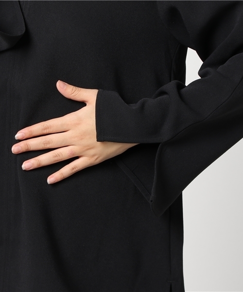 Emma Taylor（エマテイラー）の「マニッシュセットアップ（セットアップ・レディース・ブラック/グレイッシュベージュ・36/38）」の5枚目の写真