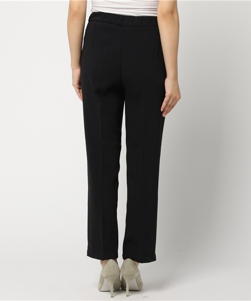 Emma Taylor（エマテイラー）の「マニッシュセットアップ（セットアップ・レディース・ブラック/グレイッシュベージュ・36/38）」の4枚目の写真