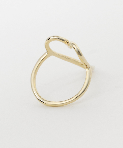 Me%（ミィパーセント）の「フレームシングルハートリング　776184（リング・レディース・ゴールド系その他・ONESIZE）」の2枚目の写真