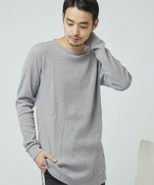 MONO-MART（モノマート）の「ワッフル編みオーバーロングカットソー/サイドスリットヘムライン(L/Sスリーブ)（Tシャツ/カットソー・メンズ・ブラウン系その他/ブラック系その他/グレー系その他/ベージュ系その他/ブラック/ホワイト系その他/グリーン系その他/バーガンディー/ベージュ/チャコール/レッド系その他/杢グレー/パープル/カーキ/ブラウン系その他2/ブルー系その他/アイボリー/グレー系その他2/ネイビー/パープル系その他/ブルーグリーン/イエロー系その他/ブルー系その他2/キャメル/スモークピンク/ピンク系その他/ブルー系その他3/ベージュ系その他3/レッド系その他3/グレー系その他4/ホワイト系その他3/ブラック系その他3/ピンク系その他3/グリーン系その他3/グレー系その他3/イエロー系その他3/パープル系その他3/ブルー系その他4/グレイッシュベージュ/ブラウン/ブラウン系その他3/ベージュ系その他2/ベージュ系その他4/グリーン系その他2/ブルー系その他5/ナチュラル/グリーン系その他4/ブルー系その他6・XL/M/L/FREE）」の8枚目の写真