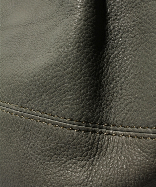 NANO universe（ナノユニバース）の「プレーンレザートートバッグ（トートバッグ・メンズ・ブラック/グレー/ブラウン/ダークブラウン/ライトブラウン/グリーン/カーキ/ブルー/レッド・FREE）」の14枚目の写真