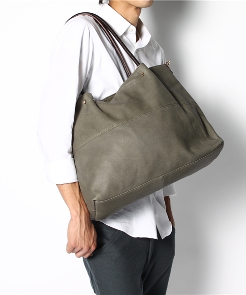 NANO universe（ナノユニバース）の「プレーンレザートートバッグ（トートバッグ・メンズ・ブラック/グレー/ブラウン/ダークブラウン/ライトブラウン/グリーン/カーキ/ブルー/レッド・FREE）」の17枚目の写真