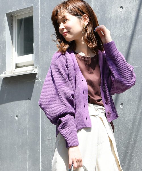 natural couture（ナチュラルクチュール）の「アイレット入りシンプルカーディガン（カーディガン/ボレロ・レディース・ブラック/パープル/ピンク/グリーン/アイボリー/キャメル・FREE）」の5枚目の写真