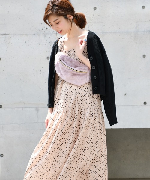 natural couture（ナチュラルクチュール）の「アイレット入りシンプルカーディガン（カーディガン/ボレロ・レディース・ブラック/パープル/ピンク/グリーン/アイボリー/キャメル・FREE）」の13枚目の写真