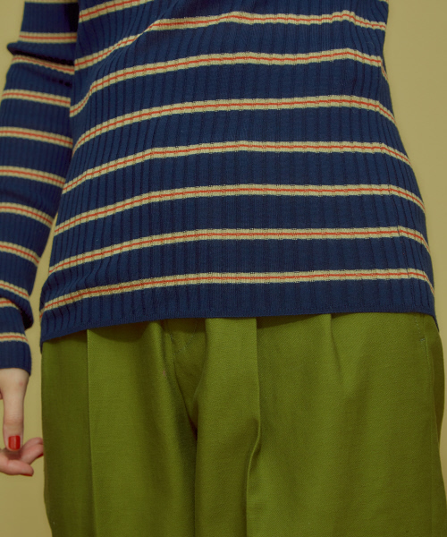 Abahouse Devinette（ドゥヴィネット）の「SUPER120sタートルハイゲージリブニット（ニット/セーター・レディース・ホワイト/ライトグレー/ブラック/ベージュ/ネイビー/ブルー/ブルー系その他・フリー）」の13枚目の写真