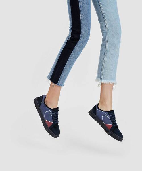 CHARLES & KEITH(チャールズ & キース)の「クラシックレースアップスニーカー / CLASSIC LACE UP SNEAKERS(スニーカー・レディース・ホワイト/ダークブルー・22.5cm/23cm/23.5cm/24.5cm/25cm/25.5cm)」の14枚目の写真