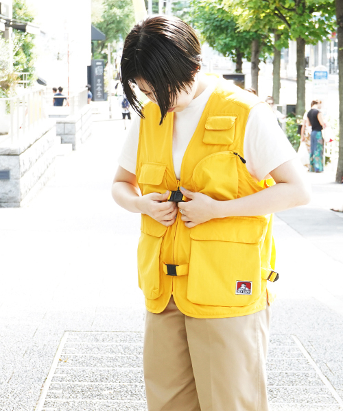 BEN DAVIS ORIGINALS(ベンデイビスオリジナルス)の「BEN DAVIS MULTI FUNCTION FISHING VEST/ベンデイビス フィッシングベスト(ベスト・メンズ・ベージュ/ネイビー/レッド/イエロー/ブラック・FREE)」の5枚目の写真