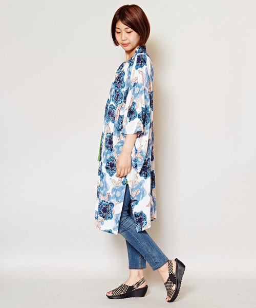 チャイハネ（チャイハネ）の「【チャイハネ】ヴィンテージフラワープリント着物袖カーディガン（カーディガン/ボレロ・レディース・ホワイト/イエロー/グリーン・FREE）」の5枚目の写真