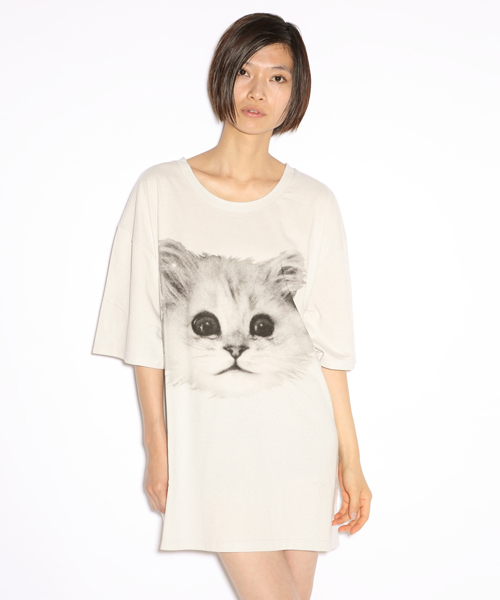 i（アイ）の「ハク顔PT/T（Tシャツ/カットソー・レディース・ホワイト/ブラック/グレー・ﾌﾘ-）」の3枚目の写真