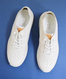 〈ANYO (エーエヌワイオー)〉 ソフトレザースニーカー