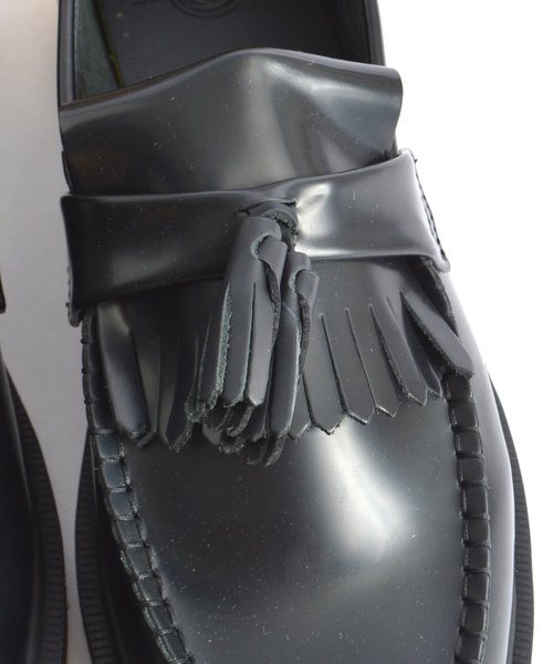 Dr. Martens（ドクターマーチン）の「Dr.Martens/ドクターマーチン ADRIAN POLISHED SMOOTH タッセルローファー（ローファー・メンズ・ブラック/チェリーレッド/ブラック×イエロー・UK7/UK8/UK9/UK6/UK3/UK5/UK10/UK4）」の10枚目の写真