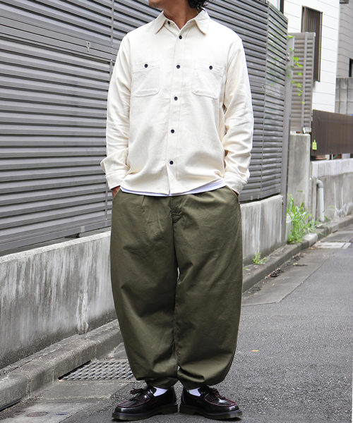 Dr. Martens（ドクターマーチン）の「Dr.Martens/ドクターマーチン ADRIAN POLISHED SMOOTH タッセルローファー（ローファー・メンズ・ブラック/チェリーレッド/ブラック×イエロー・UK7/UK8/UK9/UK6/UK3/UK5/UK10/UK4）」の18枚目の写真