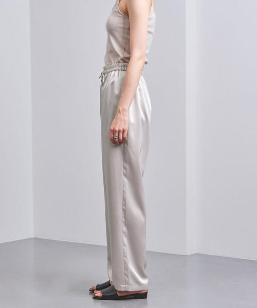 UNITED ARROWS（ユナイテッドアローズ）の「＜STYLE for LIVING＞  サテン イージーパンツ（その他パンツ・レディース・ナチュラル/ライム・FREE）」の5枚目の写真