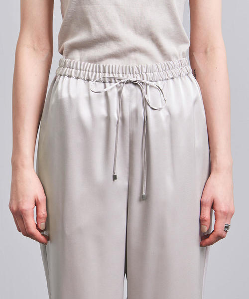 UNITED ARROWS（ユナイテッドアローズ）の「＜STYLE for LIVING＞  サテン イージーパンツ（その他パンツ・レディース・ナチュラル/ライム・FREE）」の11枚目の写真