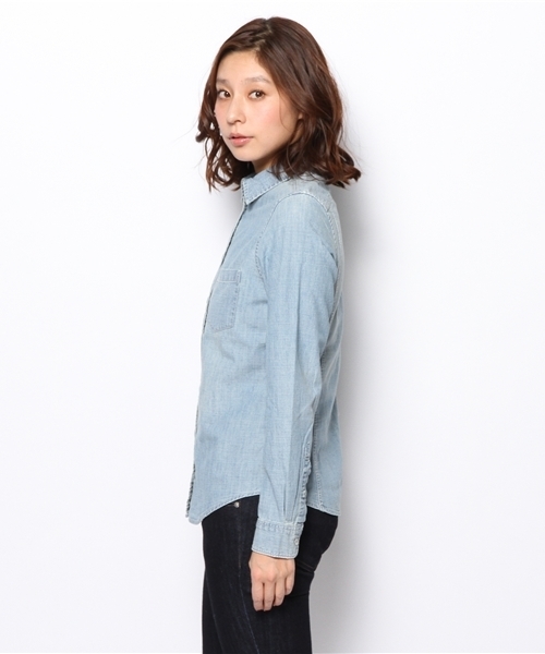 PLST（プラステ）の「ダンガリースリムシャツ（シャツ/ブラウス・レディース・インディゴブルー/スカイブルー・2/0）」の4枚目の写真