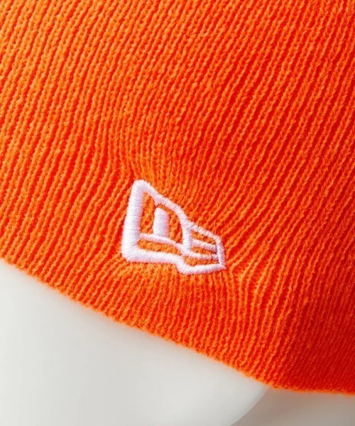NEW ERA（ニューエラ）の「NEW ERA/ニューエラ ビーニー ベーシック ニット帽 11120549/14312238（ニットキャップ/ビーニー・メンズ・ブラック×ホワイト/オフホワイト/ピンク/オレンジ/チャコール・FREE）」の17枚目の写真