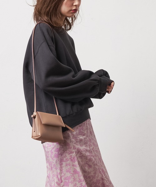 natural couture(ナチュラルクチュール)の「シンプルクルーネック裏起毛裏毛プルオーバー(スウェット・レディース・ベージュ/アイボリー/ミント/スミクロ・FREE)」の10枚目の写真