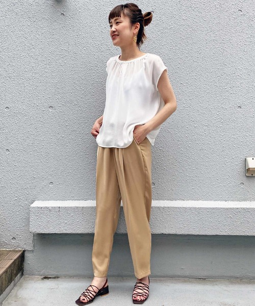 PICCIN(ピッチン)の「フレンチスリーブブラウス(シャツ/ブラウス・レディース・グリーン/グレイッシュベージュ/オフホワイト・M)」の20枚目の写真