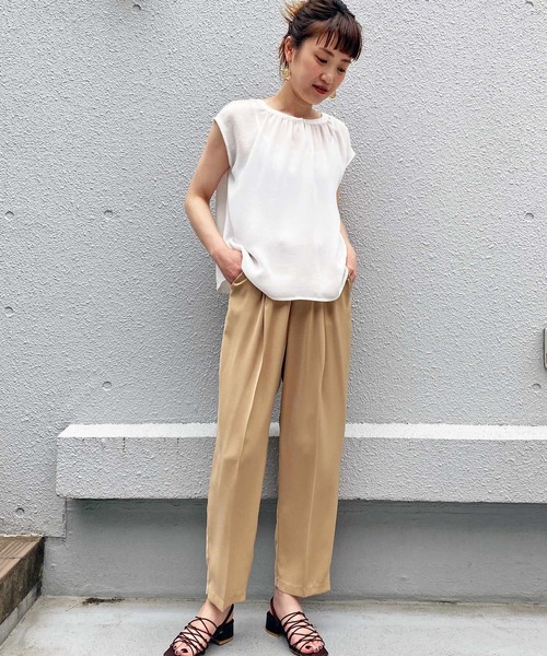 PICCIN(ピッチン)の「フレンチスリーブブラウス(シャツ/ブラウス・レディース・グリーン/グレイッシュベージュ/オフホワイト・M)」の19枚目の写真