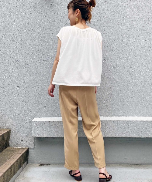 PICCIN(ピッチン)の「フレンチスリーブブラウス(シャツ/ブラウス・レディース・グリーン/グレイッシュベージュ/オフホワイト・M)」の17枚目の写真