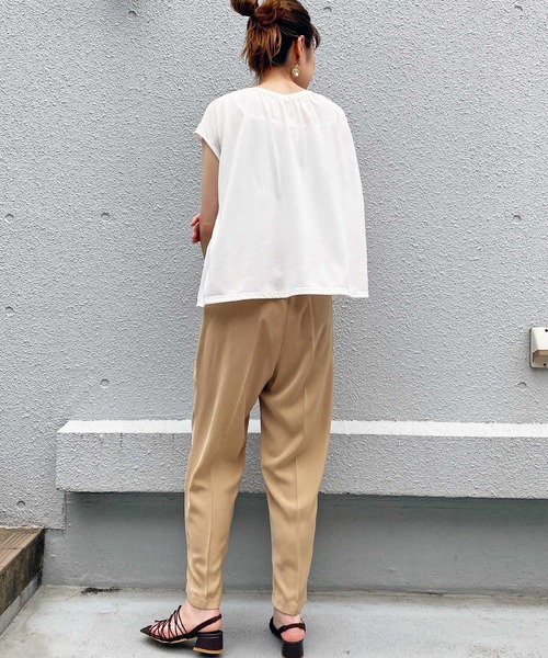 PICCIN(ピッチン)の「フレンチスリーブブラウス(シャツ/ブラウス・レディース・グリーン/グレイッシュベージュ/オフホワイト・M)」の18枚目の写真