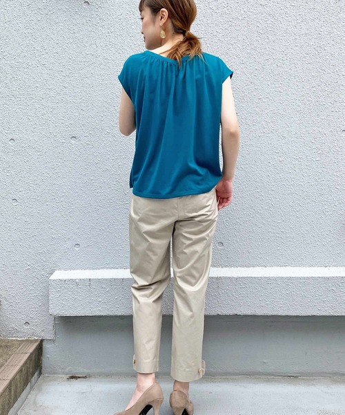 PICCIN(ピッチン)の「フレンチスリーブブラウス(シャツ/ブラウス・レディース・グリーン/グレイッシュベージュ/オフホワイト・M)」の12枚目の写真