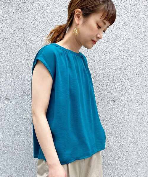 PICCIN(ピッチン)の「フレンチスリーブブラウス(シャツ/ブラウス・レディース・グリーン/グレイッシュベージュ/オフホワイト・M)」の15枚目の写真