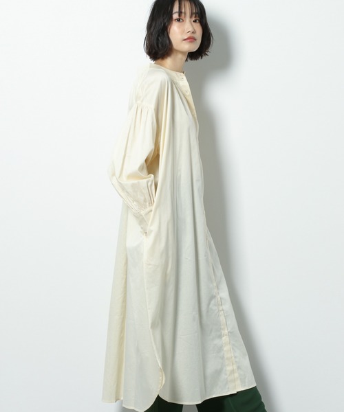 LAKOLE(ラコレ)の「2WAYソフトサテンギャザーワンピース / LAKOLE(シャツワンピース・レディース・ネイビー/カーキ/ボルドー/アイボリー・SMALL/MEDIUM)」の1枚目の写真