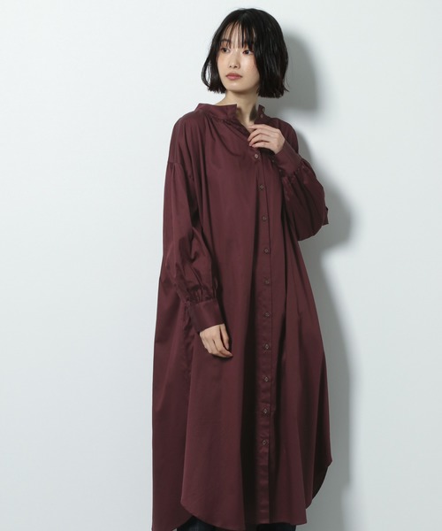 LAKOLE(ラコレ)の「2WAYソフトサテンギャザーワンピース / LAKOLE(シャツワンピース・レディース・ネイビー/カーキ/ボルドー/アイボリー・SMALL/MEDIUM)」の10枚目の写真