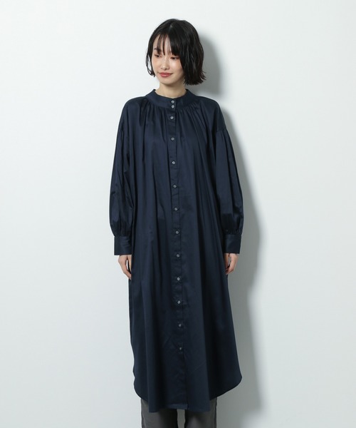 LAKOLE(ラコレ)の「2WAYソフトサテンギャザーワンピース / LAKOLE(シャツワンピース・レディース・ネイビー/カーキ/ボルドー/アイボリー・SMALL/MEDIUM)」の19枚目の写真