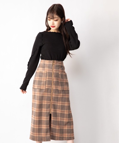 Mysa&Liina（ミーサリーナ）の「変形メローとろみトップス（Tシャツ/カットソー・レディース・ブラック/アイボリー/オレンジ・M）」の15枚目の写真