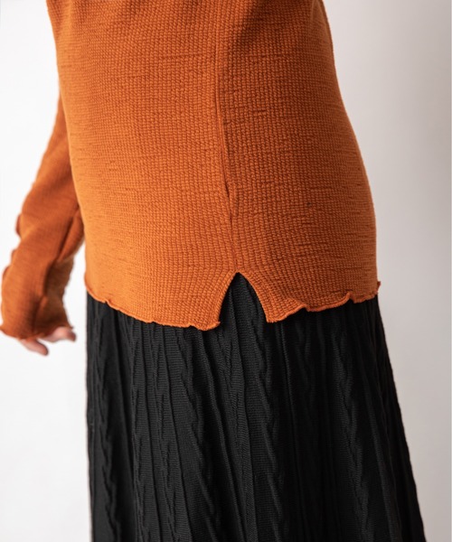 Mysa&Liina（ミーサリーナ）の「変形メローとろみトップス（Tシャツ/カットソー・レディース・ブラック/アイボリー/オレンジ・M）」の16枚目の写真