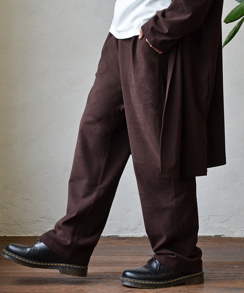 MinoriTY（マイノリティ）の「【MinoriTY】もちもち素材ワイドシルエットイージーパンツ ワイドパンツ 無地 メンズ（スウェットパンツ・メンズ・ブラウン/モカ/ブラック/グレー/ブラウン系1/ブルー系1/ブラック系1・L/M/S）」の4枚目の写真