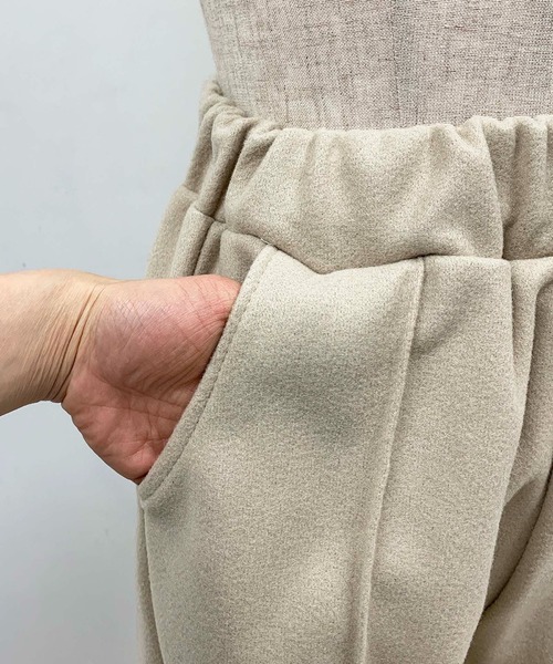PICCIN（ピッチン）の「【WEB限定】センタープレスウールライクテーパードパンツ（その他パンツ・レディース・ブラック/ベージュ・M/L）」の10枚目の写真
