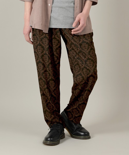 SlashDate（スラッシュデイト）の「総柄プリントとろみテーパードパンツ／エスニック（その他パンツ・メンズ・ブラック系その他/グレー系その他・M/L）」の3枚目の写真