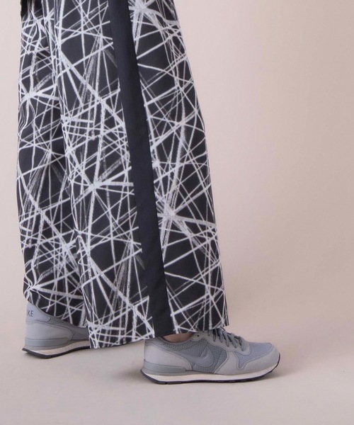 La SRIC（ラスリック）の「La SRIC / スラッシュ柄イージーパンツ 【セットアップ可】（その他パンツ・レディース・ブラック/オフホワイト・38）」の15枚目の写真