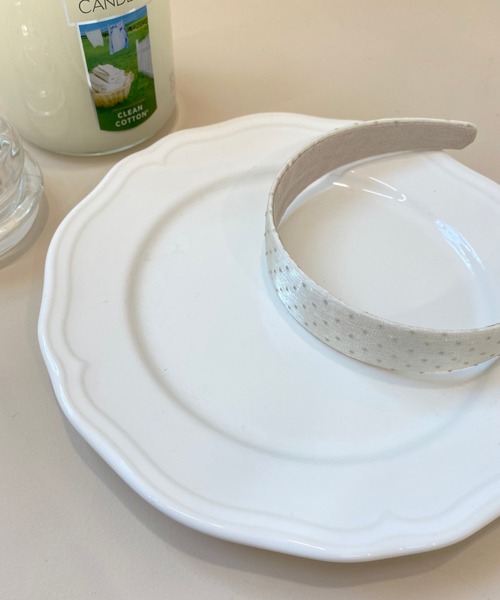 by muni:r(バイ ムニール)の「パステルカラードットポイントヘアバンド(カチューシャ・レディース・グレー/ピンク/アイボリー/ミント・ONE SIZE)」の6枚目の写真