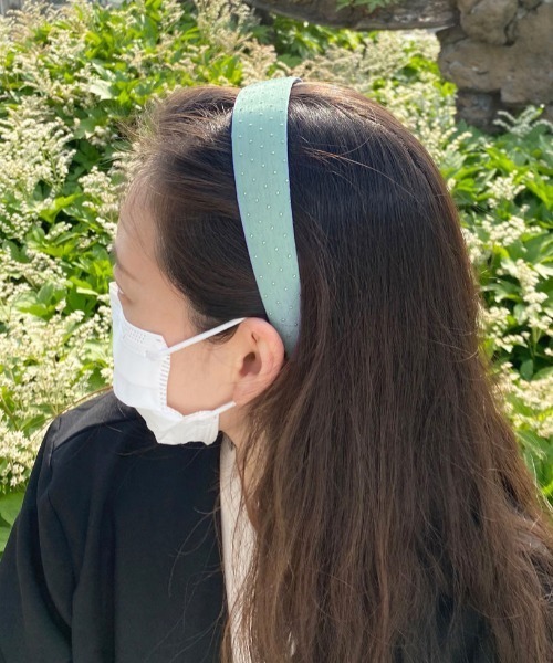 by muni:r(バイ ムニール)の「パステルカラードットポイントヘアバンド(カチューシャ・レディース・グレー/ピンク/アイボリー/ミント・ONE SIZE)」の10枚目の写真