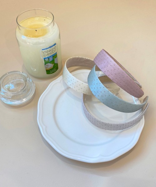 by muni:r(バイ ムニール)の「パステルカラードットポイントヘアバンド(カチューシャ・レディース・グレー/ピンク/アイボリー/ミント・ONE SIZE)」の5枚目の写真