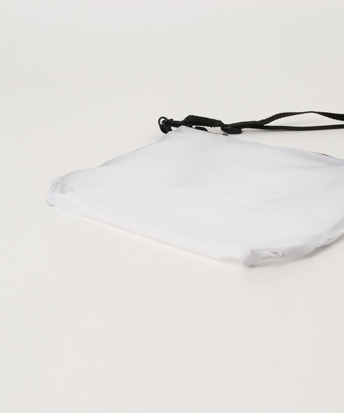 United Athle（ユナイテッドアスレ）の「United Athle/超軽量 ライトナイロン 2WAY サコッシュ（ショルダーバッグ・メンズ・ホワイト/ブラック・FREE）」の5枚目の写真