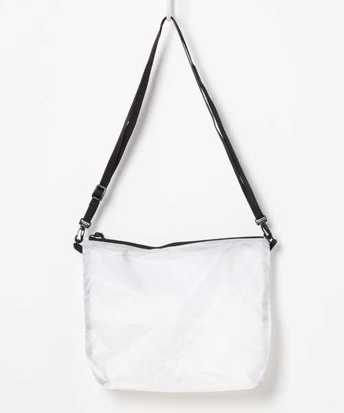 United Athle（ユナイテッドアスレ）の「United Athle/超軽量 ライトナイロン 2WAY サコッシュ（ショルダーバッグ・メンズ・ホワイト/ブラック・FREE）」の12枚目の写真