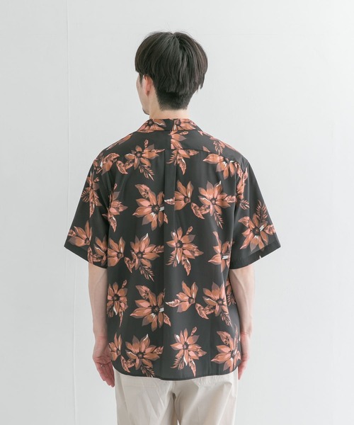 URBAN RESEARCH（アーバンリサーチ）の「パターンオープンカラーショートスリーブシャツ（シャツ/ブラウス・メンズ・グレー系その他/ブルー系その他/レッド系その他・MEDIUM/LARGE）」の17枚目の写真