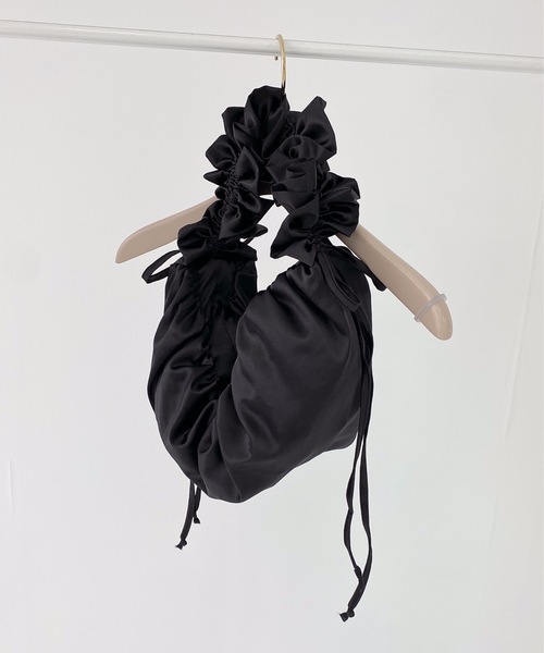 StyleSea（スタイルシー）の「シャーリングショルダーバッグ（ショルダーバッグ・レディース・ブラック/アイボリー/シルバー/ラベンダー・FREE）」の3枚目の写真