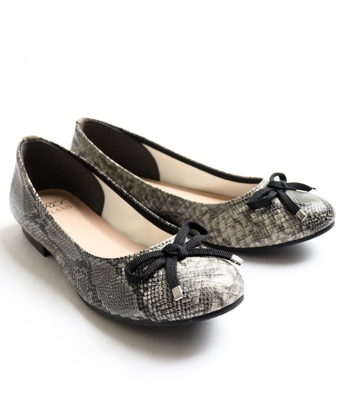 FUNALIVE（ファンアライブ）の「バレーシューズ（バレエシューズ・レディース・ブラック/ベージュ/グレー/レッド/シルバー/ブラック系その他/ブラック系その他2/ピンク/ブラック系その他4/パイソン/ブラック系その他3・LL/S/L/M）」の16枚目の写真