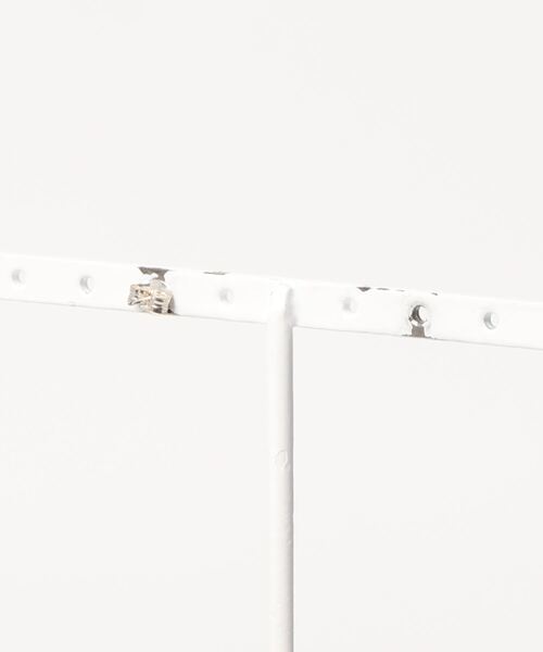 ieLS(イエルズ)の「「ieLS」SV925 シルバー ワンストーン モチーフピアス(ピアス(片耳用)・メンズ・グレー系その他2/グレー系その他/ホワイト系その他/レッド/グリーン/ホワイト系その他3/ホワイト系その他2/パープル・ONE SIZE)」の9枚目の写真